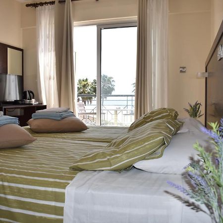 Andreas & Melanie Beach Hotel Governors Beach Exterior foto