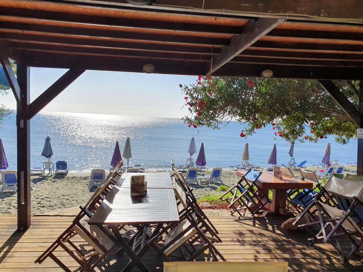 Andreas & Melanie Beach Hotel Governors Beach Exterior foto