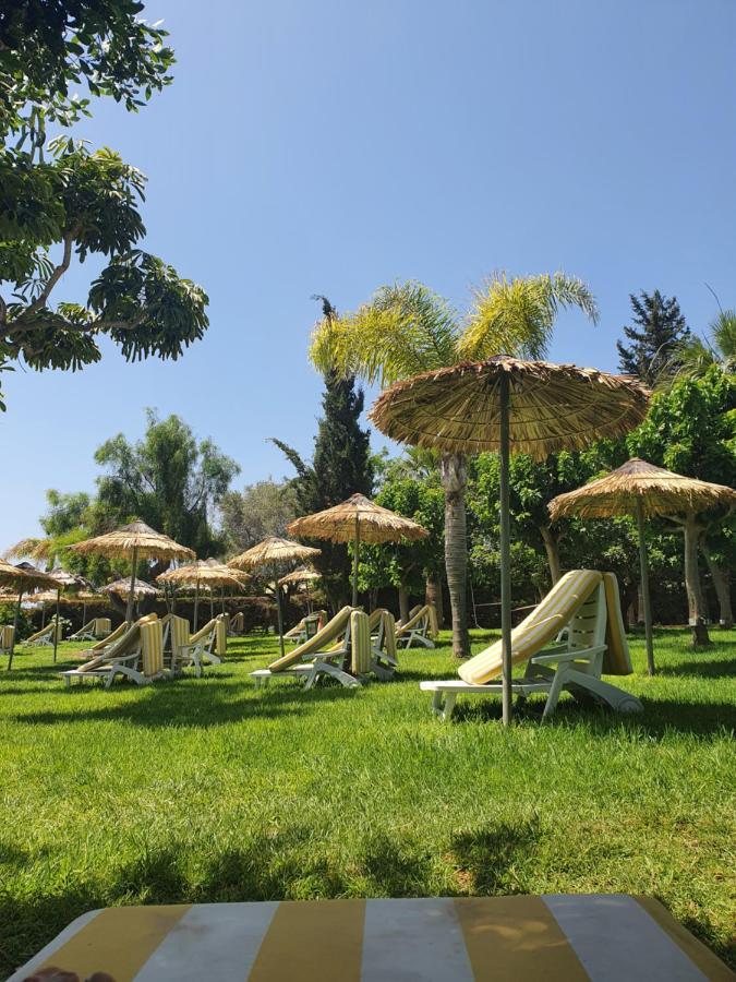 Andreas & Melanie Beach Hotel Governors Beach Exterior foto