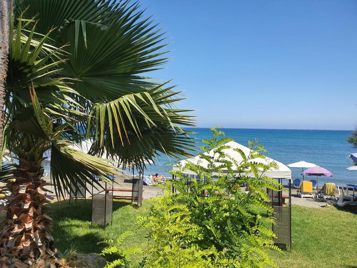 Andreas & Melanie Beach Hotel Governors Beach Exterior foto